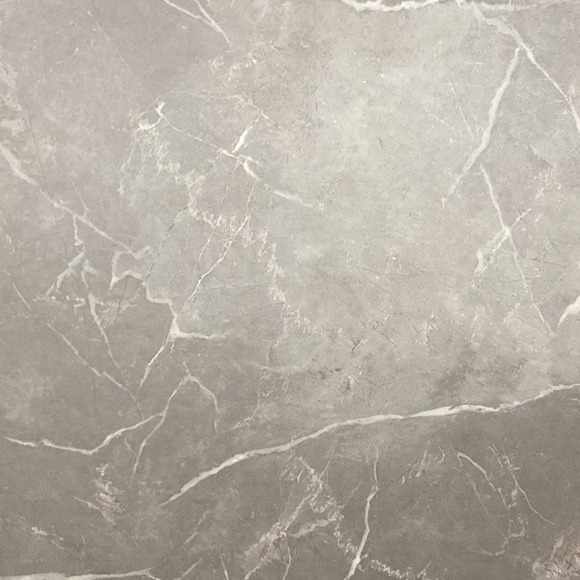 (Luxury Vinyl Tile) σε τετράγωνο φορμάτ με πάχος 5 mm